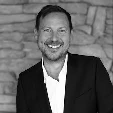 Christopher Kreiling, Real Estate Agent