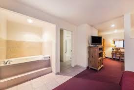 Image result for Rodeway Inn Decatur TX