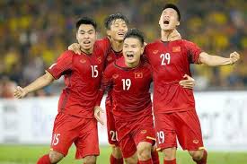 Năm nay dưới sự ảnh hưởng của dịch covid, có lẽ nhiều gia đình sẽ không thể tụ tập ăn mừng hay đi du lịch để thưởng thức lễ hội như thông thường nữa. Ä'á»™i Tuyá»ƒn Viá»‡t Nam Ä'a Vong Loáº¡i World Cup Kiá»ƒu Champions League 2020