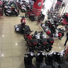 Motobike i̇stanbul fuarindan kuba motor standından görüntüler. Fotos Bei Kuba Motor Plaza Gaziantep Gaziantep