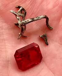 Carole S Ruby Ring As Found At The Mt Potosi Crash Site In The 1990s Part Of One Of Carole S Ruby Broaches W Carole Lombard Clark Gable Carole Lombard Carole