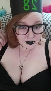 Tessa Bennett (@poly_panduh_slave_kitten)'s videos with original sound