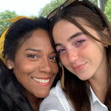 Celia Evans (@therealceliaevans) • Instagram photos and videos