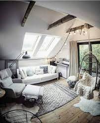 Küçük ve sevimli balkonların dekorasyonu çatı katı dekorasyonu ile daha uyumludur. Birbirinden Guzel Cati Kati Dekorasyonu