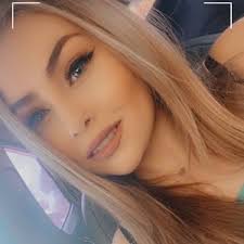 Elaine Chavez (@elainechavez928)