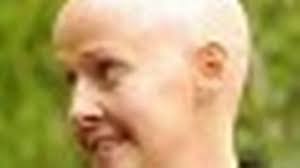 Meet the identical twins who differ in one crucial way