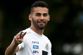 Segundo a assessoria do jogador, thiago não traiu marinna com a cantora gospel. Presidente Do Santos Nega Proposta Da Inter De Milao Por Thiago Maia Santos Ge