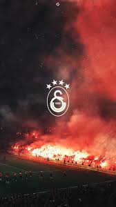 Antrenmanda Galatasaray Tribunu Duvar Kagitlari Duvar Duvar Kagidi