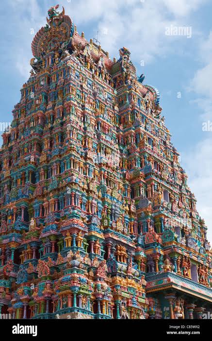 Hindu temple gopura (tower). Minakshi Temple, Madurai, Tamil Nadu, India Stock Photo - Alamy