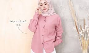 Maybe you would like to learn more about one of these? 10 Gambar Baju Warna Pink Cocok Dengan Jilbab Warna Apa Jejakpiknik Com