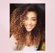 Curly hair can often feel dry and rough, but just a few drops of moroccanoil's superstar treatment lends an intense hit of hydration, leaving strands plump and healthy. Pin By Ale Ala On Natural Curly Hair Styles Naturally Curly Hair Styles Natural Hair Styles