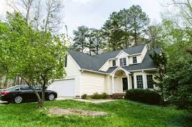 3 Bedroom House In Durham Vacation Rental In Durham North Carolina View More Durhamnorthca With Images North Carolina Vacation Rentals Southern Homes Vacation Rental