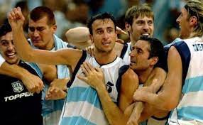 Si bien refleja un resultado menor que el conseguido en los dos últimos juegos (atenas 2004 y pekín 2008), supera todas las actuaciones posteriores a (helsinki 1952). La Mayor Revancha De La Generacion Dorada Ante Serbia En Atenas 2004 Basquet Plus
