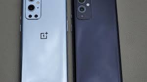 Alleged images of a oneplus 9 pro prototype leaked over the weekend bearing hasselblad branding on the camera mound. Fr2xmyilwe0jrm