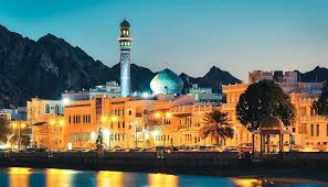 The coast is formed by the arabian sea to the south and east, and the gulf of oman to the northeast. Die 6 Urbanen Oasen Des Omans Die Du Nicht Verpassen Solltest Wedesigntrips