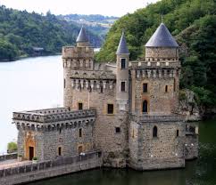 Saint Priest La Roche 42 Loire Castle Schloss Chateau Loire Castles Castle House Medieval Castle