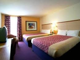 Of the budget hotel chains, premier inn is the largest in the uk and of relatively high quality. Hounslow Premier Inn Bath Road Hotel Accommodation Globimmo Net