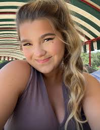 Room in shared home available January 20-June 1 in Salsbury Cove We're  looking for a friendly, young female roommate to share our home with two  20-something women. Both of us are students