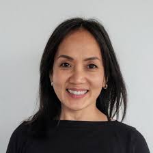 Yoga & Pilates Teachers-The Looking Glass Basel