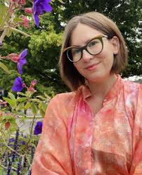 Tuning In, Tuning Up with Laurie Townsend and David Pay Laurie Townsend  interviews David Pay, the artistic director of Vancouver's @musiconmain  concert series and UBC alumnus, about what makes an ideal concert