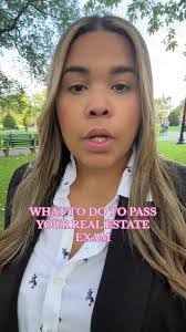 Marisa Garrity's Instagram, Twitter & Facebook