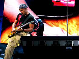 Listen to eros ramazzotti | soundcloud is an audio platform that lets you listen to what you love and share the stream tracks and playlists from eros ramazzotti on your desktop or mobile device. Eros Ramazzotti Wikipedia