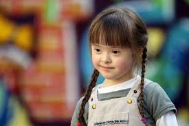 Femeia are 3 copii, dintre care unul cu sindromul down. Sindromul Down Poate Fi Invins Inspectia Muncii