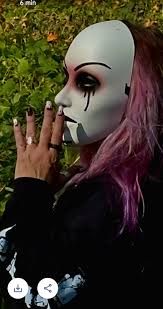 Introduction and photo sharing