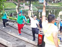 Mulai dari makanan, minuman, nutrisi yang pola hidup sehat selalu berhubungan dengan faktor makanan yang menyehatkan serta menjauhi dari pola makanan tidak sehat yang nantinya akan menyebabkan. Bpjs Kesehatan