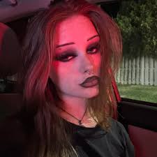 Happy Deck Day to all who celebrate! 🎉🍹🌼 We are now open 11:00am-12:00am  daily, Sundays 11:00am-9:00pm. Catch ya at the river. #deckszn