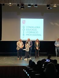 PREMIS ALS MILLORS ESTUDIANTS DE PRIMÀRIA I ESOPREMIOS A LOS MEJORES  ESTUDIANTES DE PRIMARIA Y ESO – CEIP Cas Serres