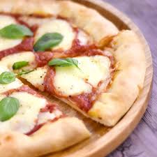 Cette une recette que je tiens de ma maman : Pate A Pizza Epaisse Et Moelleuse Recette De Pate A Pizza Epaisse Et Moelleuse Marmiton