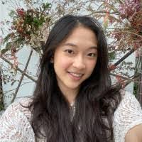 Hannah Loo's Instagram, Twitter & Facebook