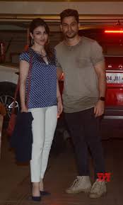 Mumbai Saif Ali Khan S Birthday Celebration Soha Ali Khan And Kunal Khemu Social News Xyz Soha Ali Khan Saif Ali Khan Birthday Celebration
