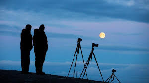 With the initials jpg, a career in digital. How To Take Pictures Of The Moon