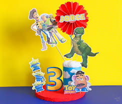 Paletas de cereal :) personalizadas. Centro De Mesa Toy Story Partypop Diy