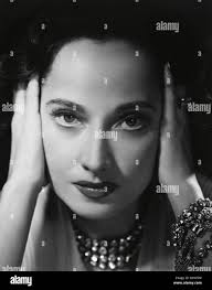 Merle oberon hi-res stock photography and images