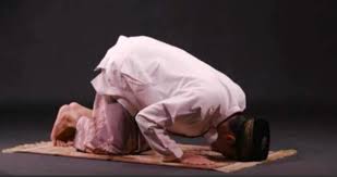 Tulisan tentang sholat dhuha ini saya rangkum dari. Paling Afdal Solat Dhuha Lapan Rakaat