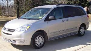 2004 toyota sienna le fwd minivan. 2004 Toyota Sienna Review Youtube
