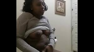 Bathroom break at the job - XNXX.COM