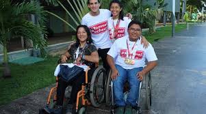 Maybe you would like to learn more about one of these? Rommel Pacheco Marrufo Convive Con Jovenes En El Complejo Deportivo Kukulcan Sureste Informa