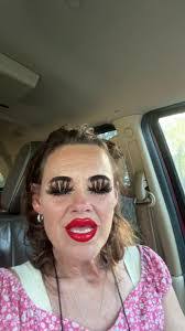 Hollie Flaherty's Instagram, Twitter & Facebook