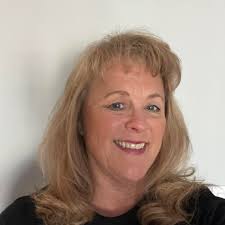 Non-touristy country bars near Gallatin?