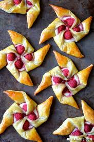 A recipe for a rich shortcrust pastry which i found in the november 2005 issue of the australian magazine 'table: Raspberry Cream Cheese Pinwheel Pastries Just A Taste