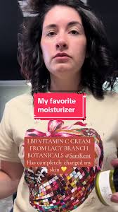 Which Branch That Sell Saam Face Cream