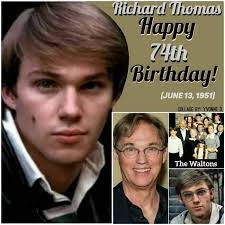 Janis Thomson's Instagram, Twitter & Facebook