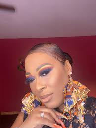 Available 17000 pkr DESCRIPTION Prepare for an eye-stravaganza with Pat  McGrath's first-ever MTHRSHP MEGA palette starring a treasure trove of 18  seductive shades. With this alluring array of glitter, shimmer, matte and