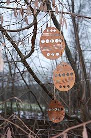 Springt dann fort mit einem satz und ein kleiner frecher spatz schaut jetzt nach, was denn dort sei. Edelrost Osterei Zum Hangen Osterschmuck Deko Aufhanger 3er Set Schrottplatzkunst Topferarbeiten Diy Ostern