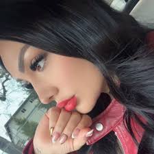 Grace Bean (@grace_bean_)