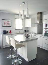Ensuite tout est une question de dosage : Cuisine Ouverte Avec Ilot Central Tons Blanc Et Gris Open Plan Kitchen White And Grey Cuisine Ouverte Sur Salon Cuisine Americaine Plan Cuisine